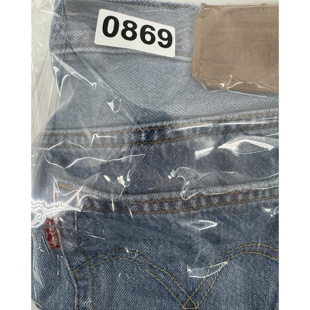 Levi's 501 Women's High Rise Cut Off Blue Denim Shorts Button Fly Size 29W - Picture 12 of 12